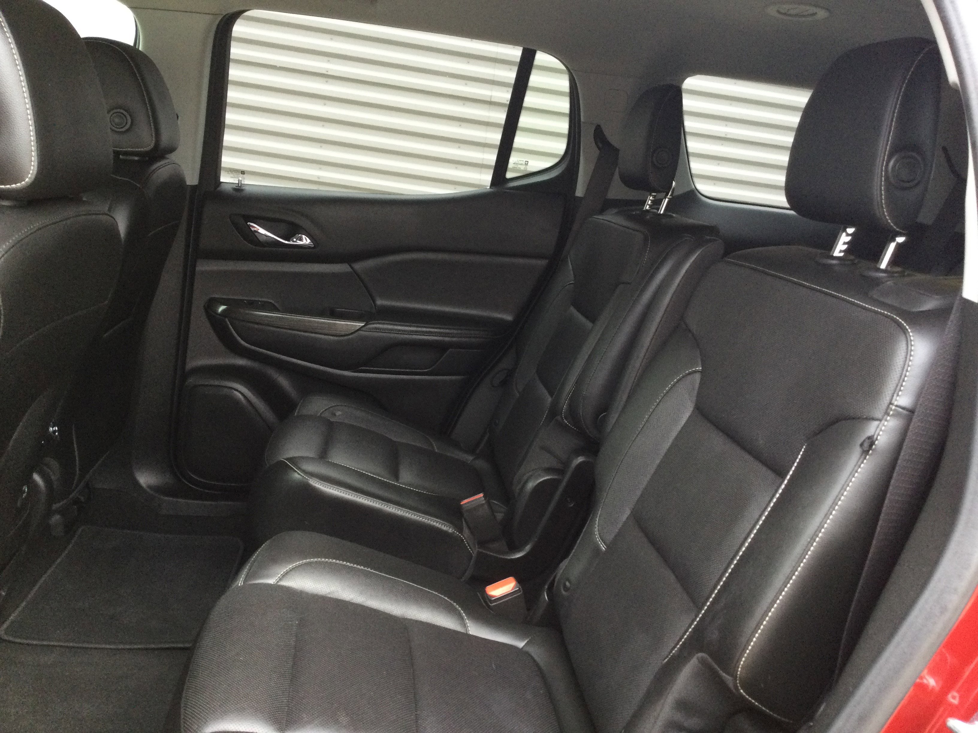 Used 2019 GMC Acadia SLT image 7