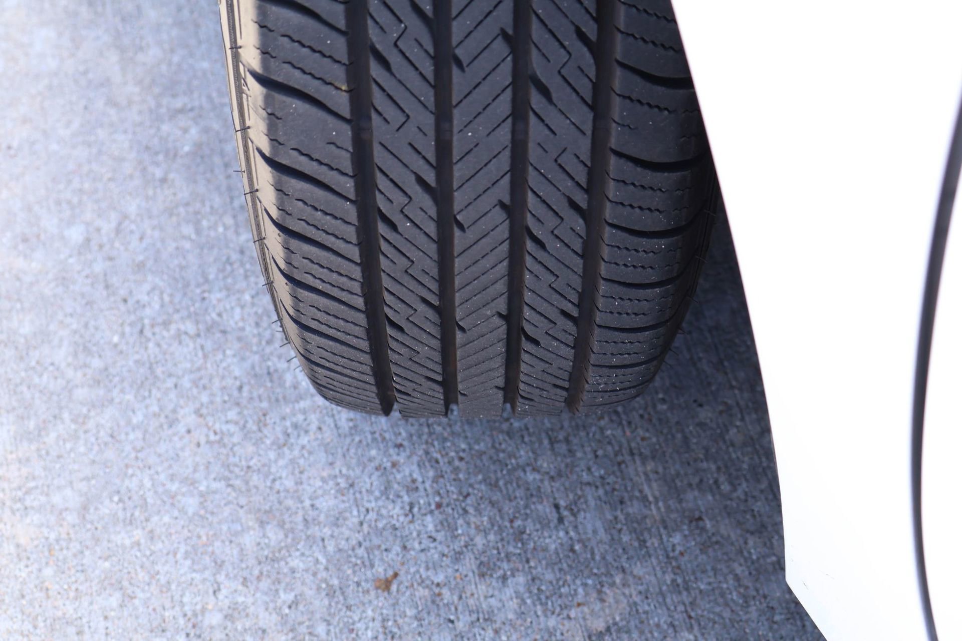 Used 2016 Toyota Corolla L image 30