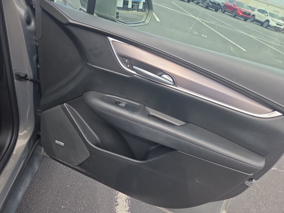 Used 2018 Cadillac XT5 Premium Luxury AWD/4WD image 35