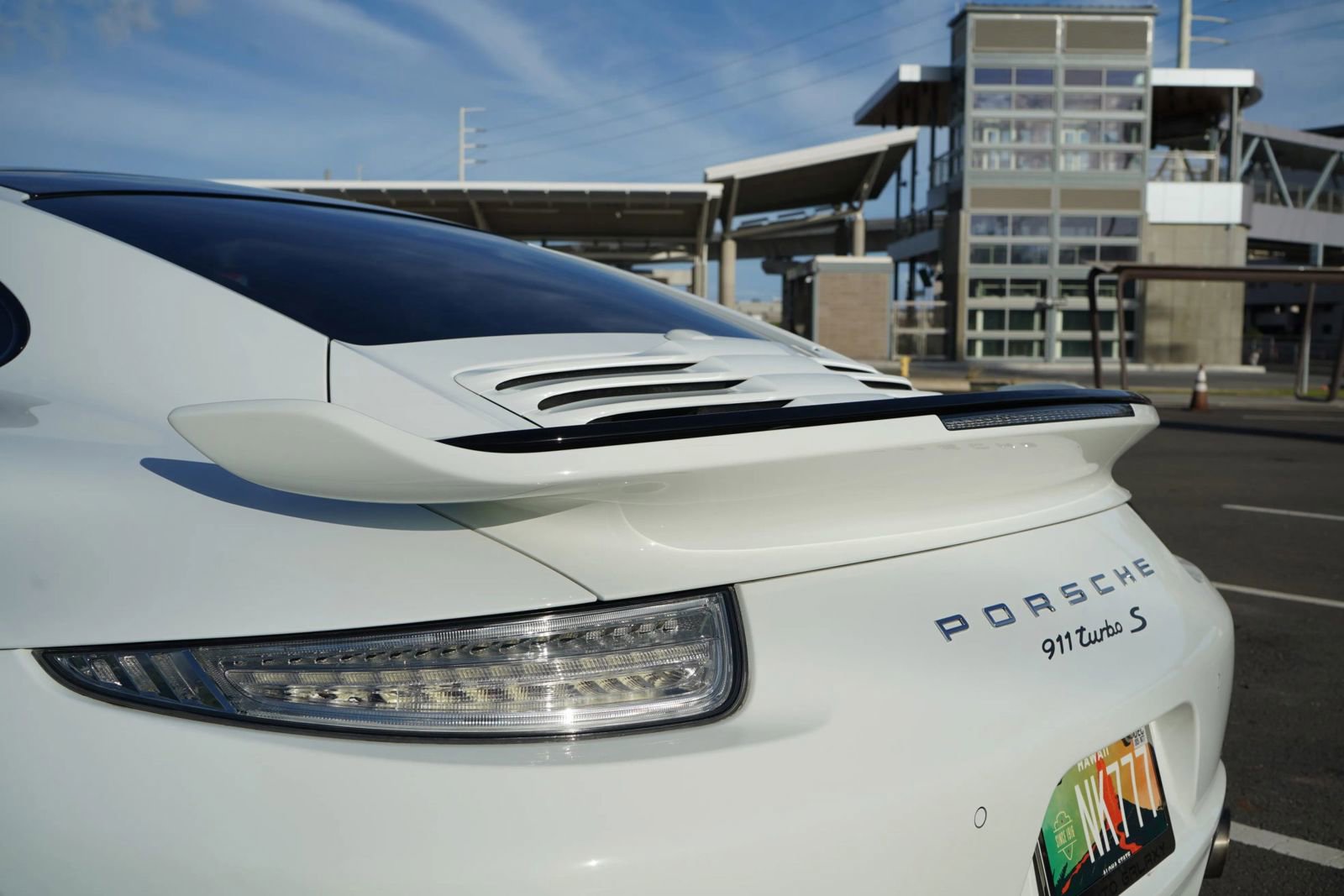 Used 2015 Porsche 911 Turbo S w/ High-end Infotainment Package image 28