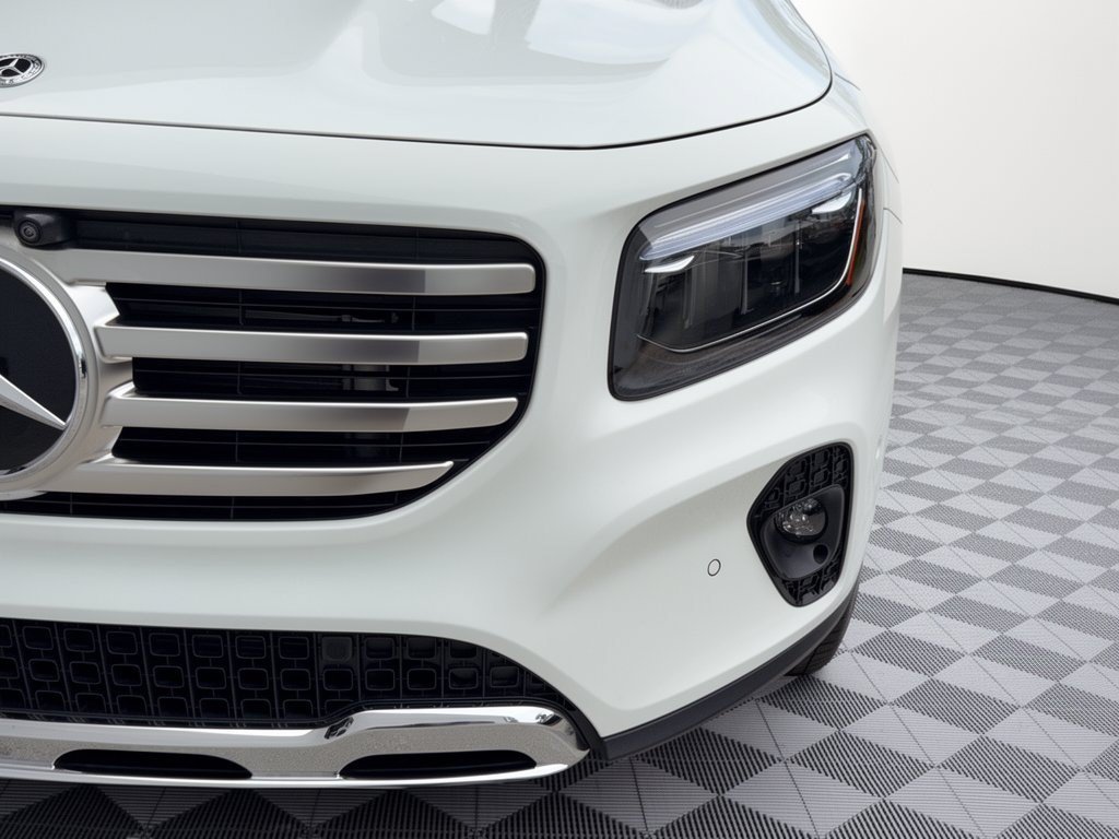 Used 2026 Mercedes-Benz GLB 250 image 12
