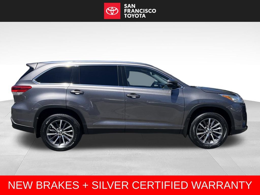 Certified 2019 Toyota Highlander XLE AWD/4WD image 6