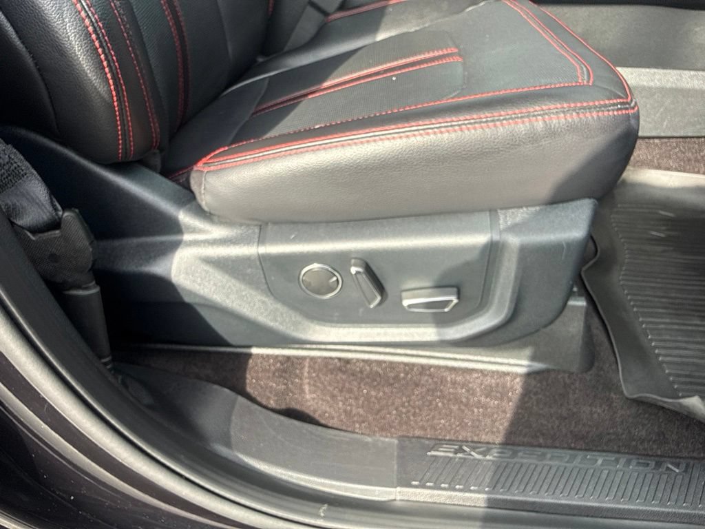 Used 2021 Ford Expedition Max Limited AWD/4WD image 37