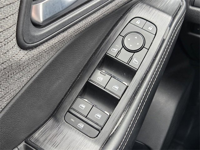 Used 2021 Nissan Rogue SV image 24