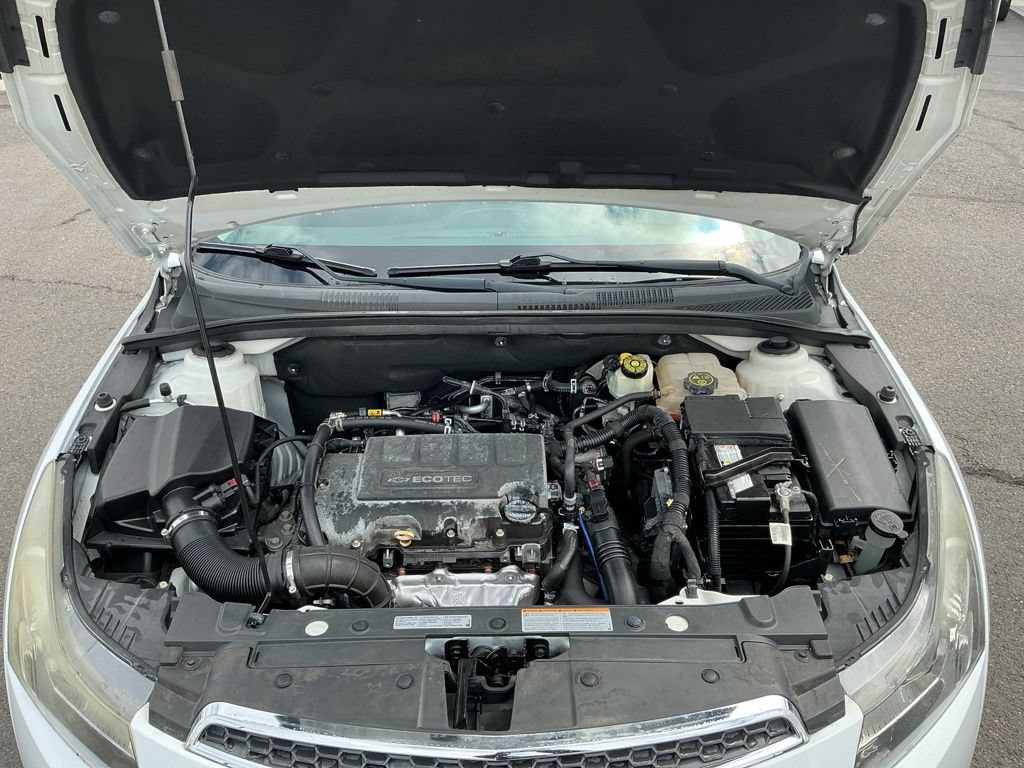 Used 2014 Chevrolet Cruze Eco w/ Enhanced Safety Package FWD image 27