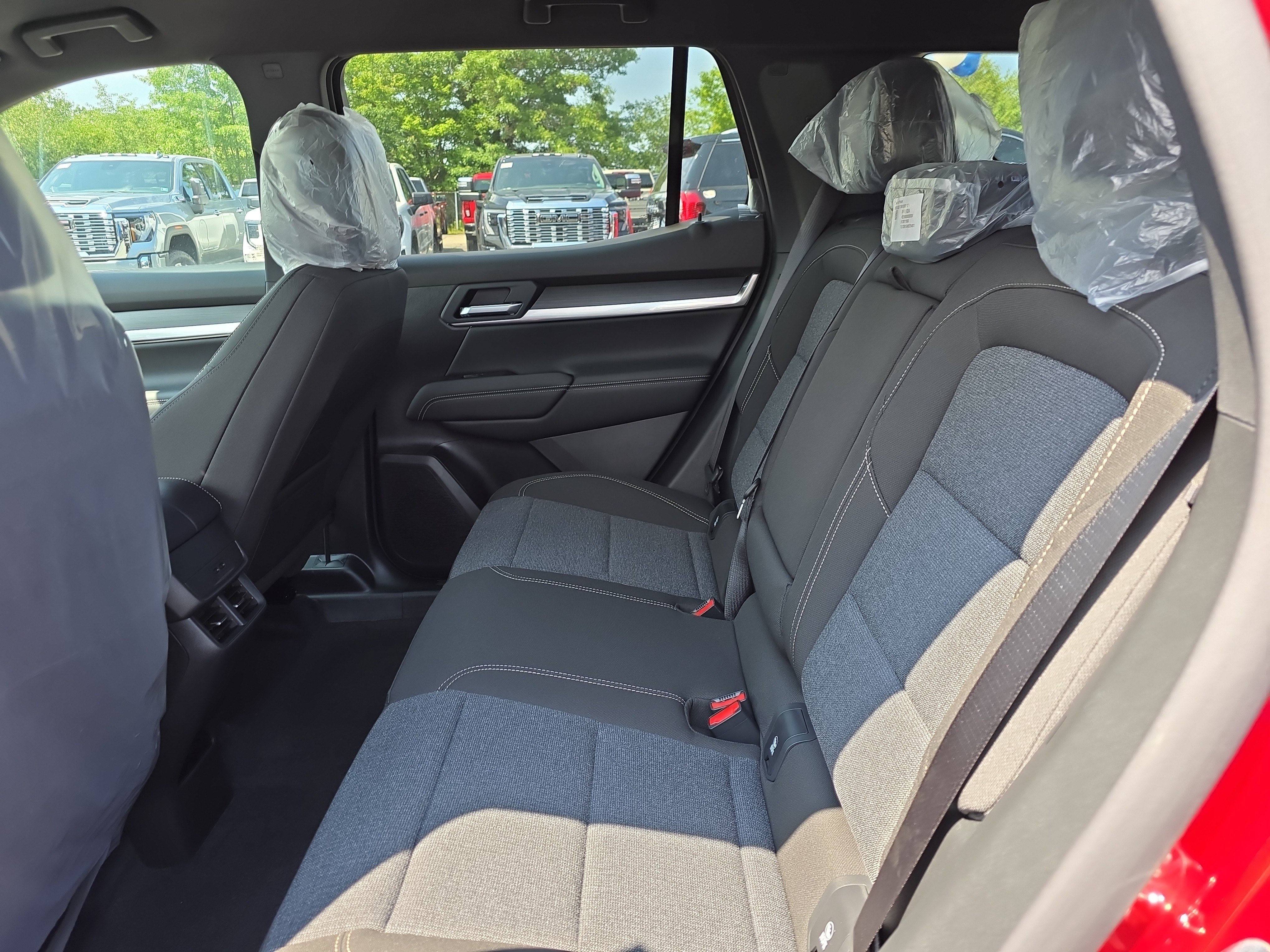 New 2027 GMC Terrain Elevation w/ Black Edition AWD/4WD image 13