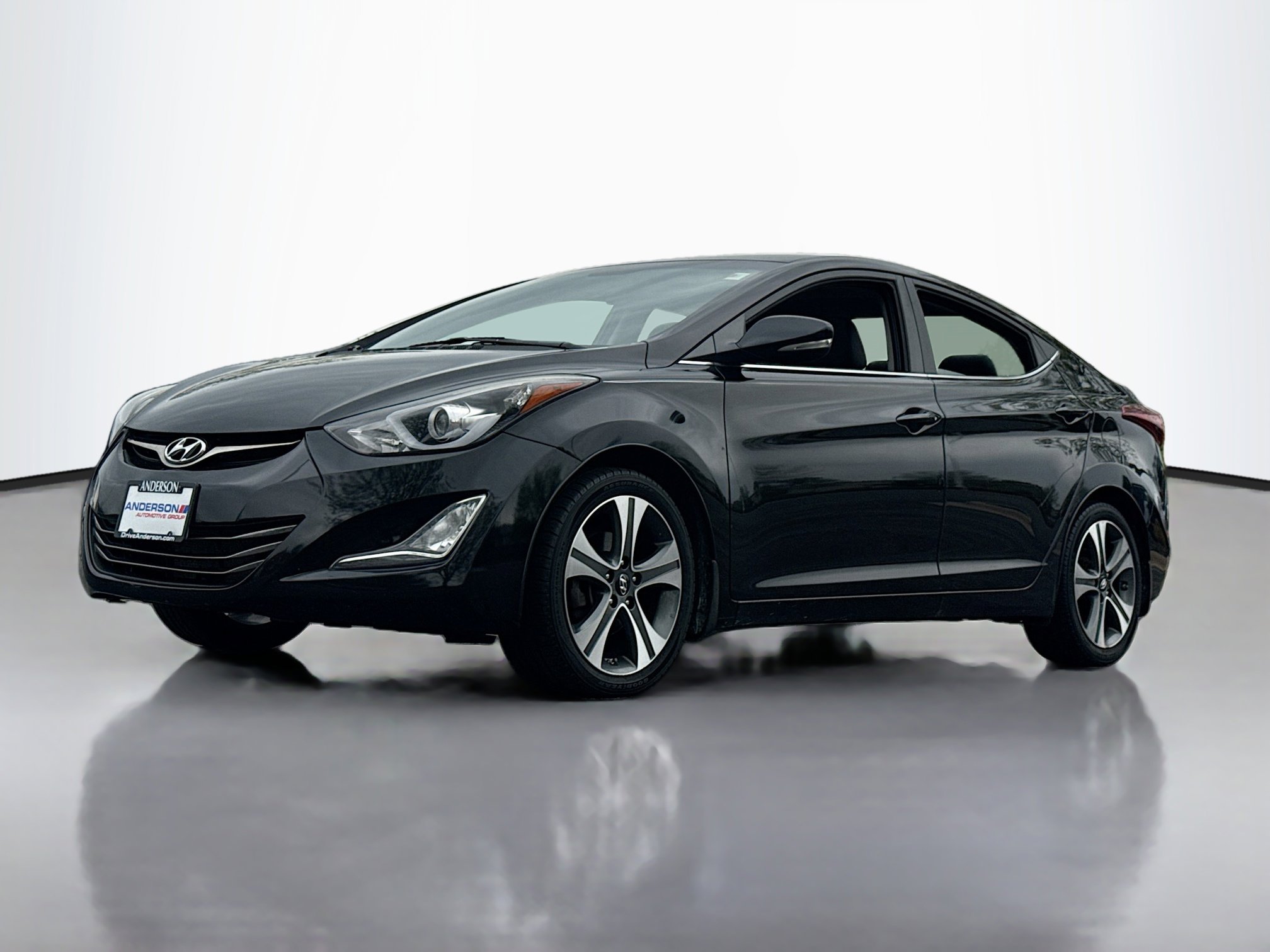 Used 2015 Hyundai Elantra Sport FWD image 12