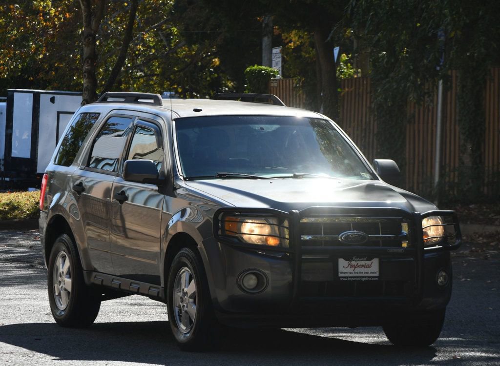 Used 2009 Ford Escape XLT image 9