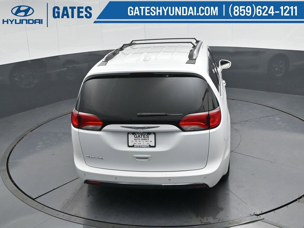 Used 2017 Chrysler Pacifica Touring-L Plus image 75