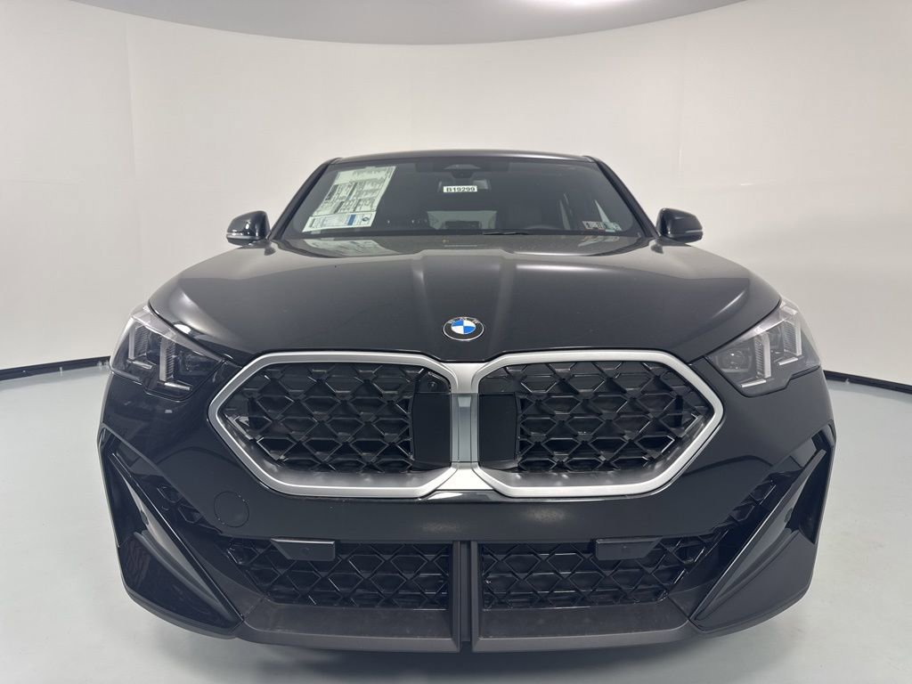 New 2026 BMW X2 xDrive28i w/ Technology Package AWD/4WD image 2