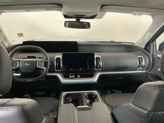 Certified 2025 Ford Expedition Platinum AWD/4WD image 27