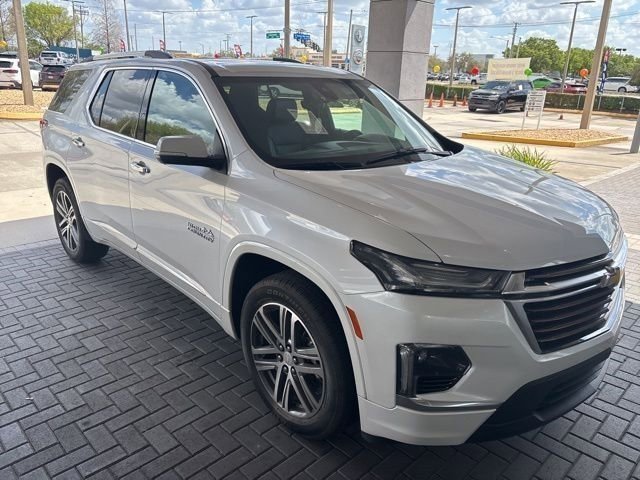 Used 2023 Chevrolet Traverse High Country