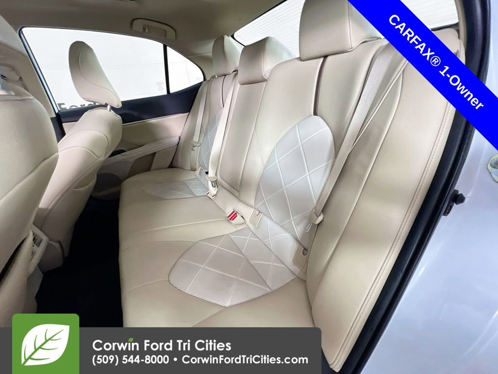 Used 2019 Toyota Camry XLE image 28