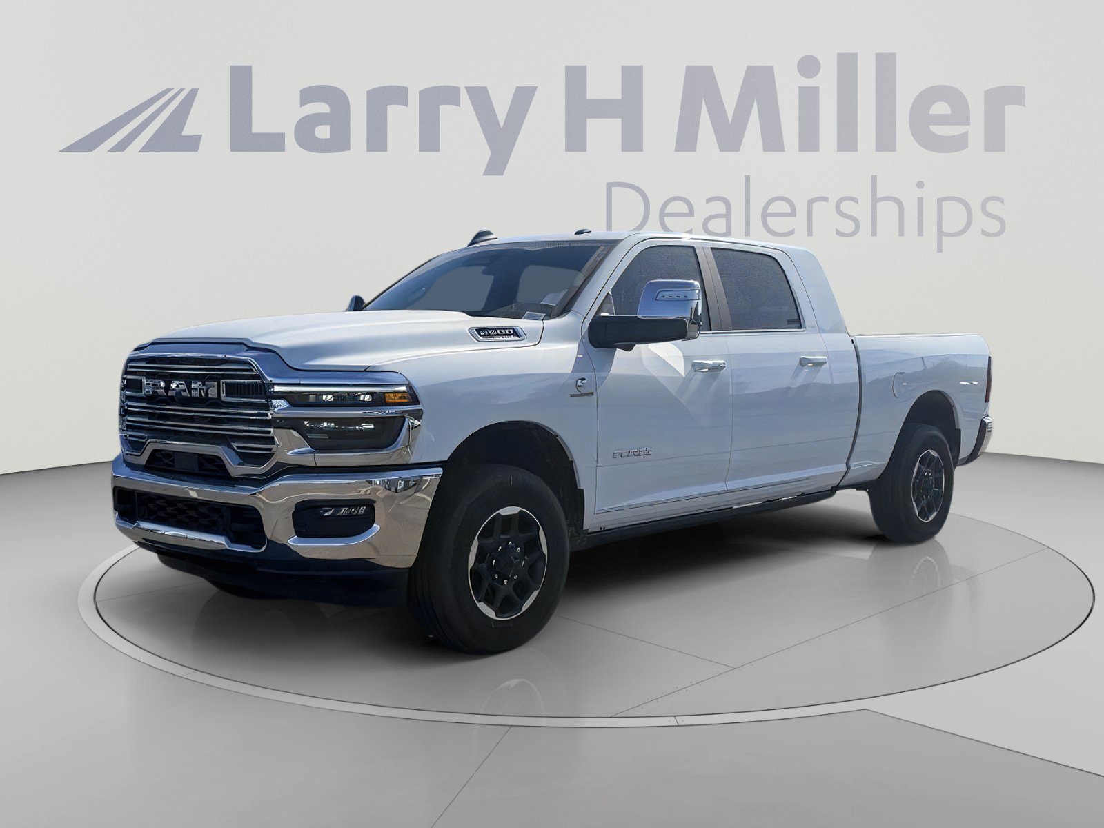 New 2026 RAM 2500 Laramie AWD/4WD image 2