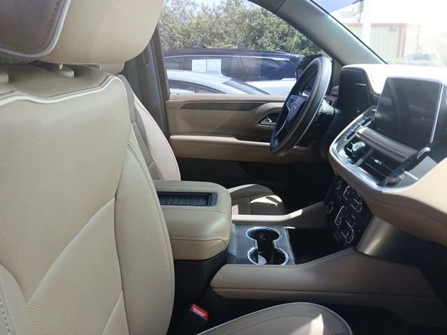 Used 2023 Chevrolet Tahoe Premier RWD image 16