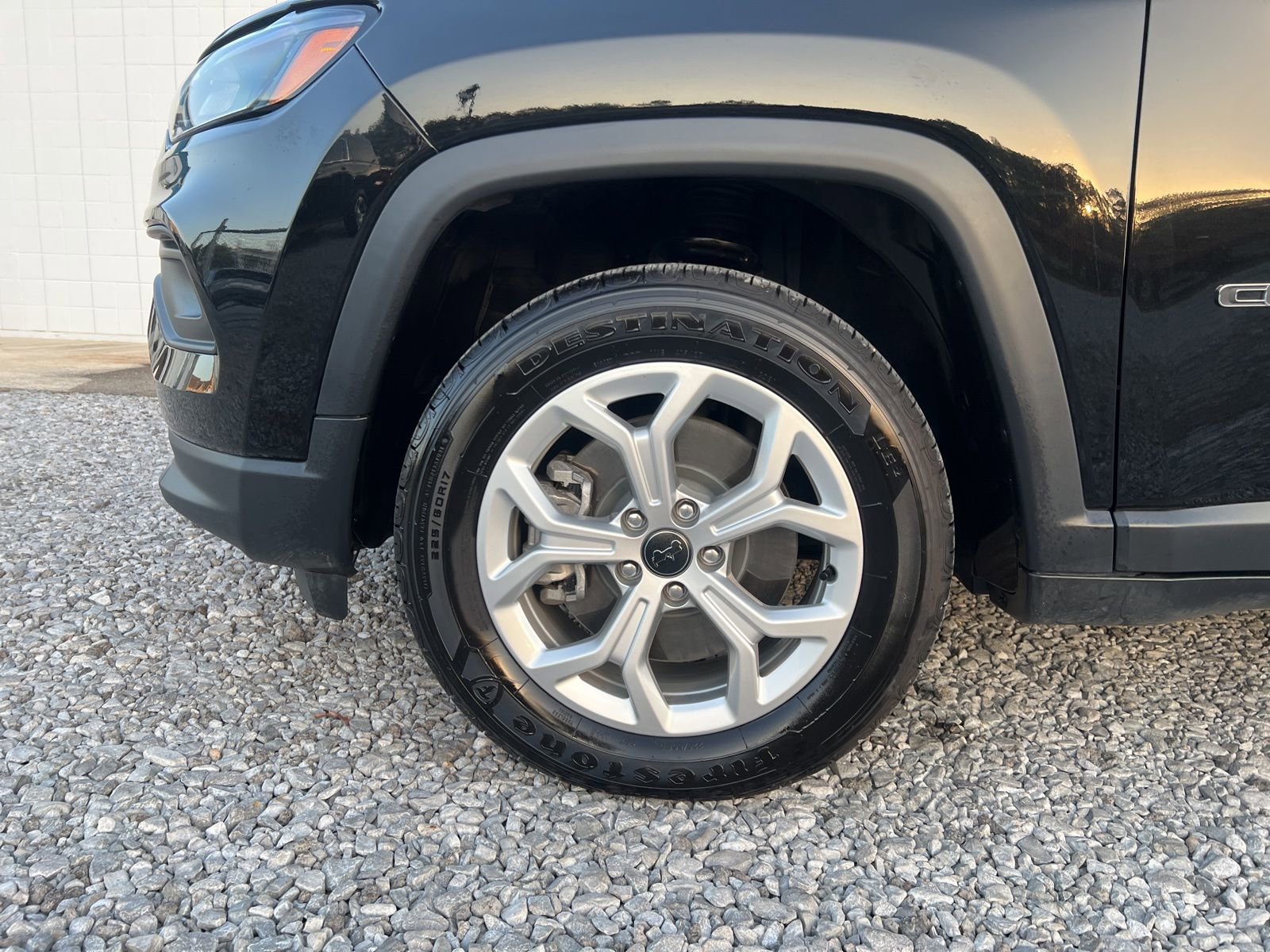 Used 2025 Jeep Compass Latitude image 7