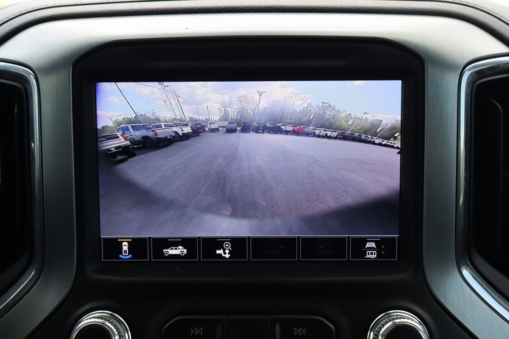 Used 2022 GMC Sierra 3500 SLT w/ SLT Convenience Package image 10