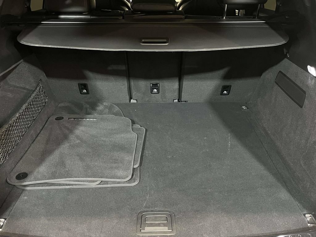 Certified 2023 Porsche Cayenne Turbo AWD/4WD image 21