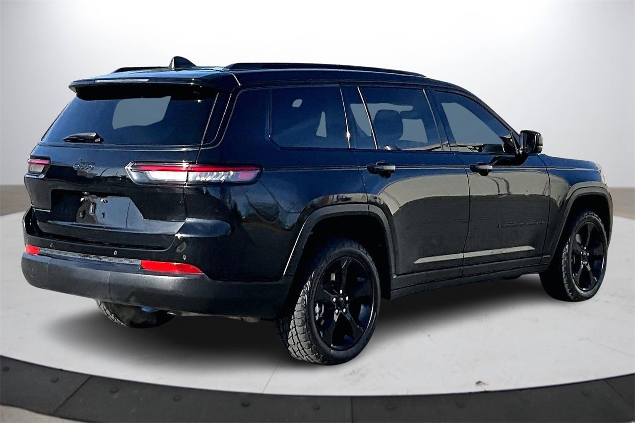 Used 2023 Jeep Grand Cherokee L Altitude image 8