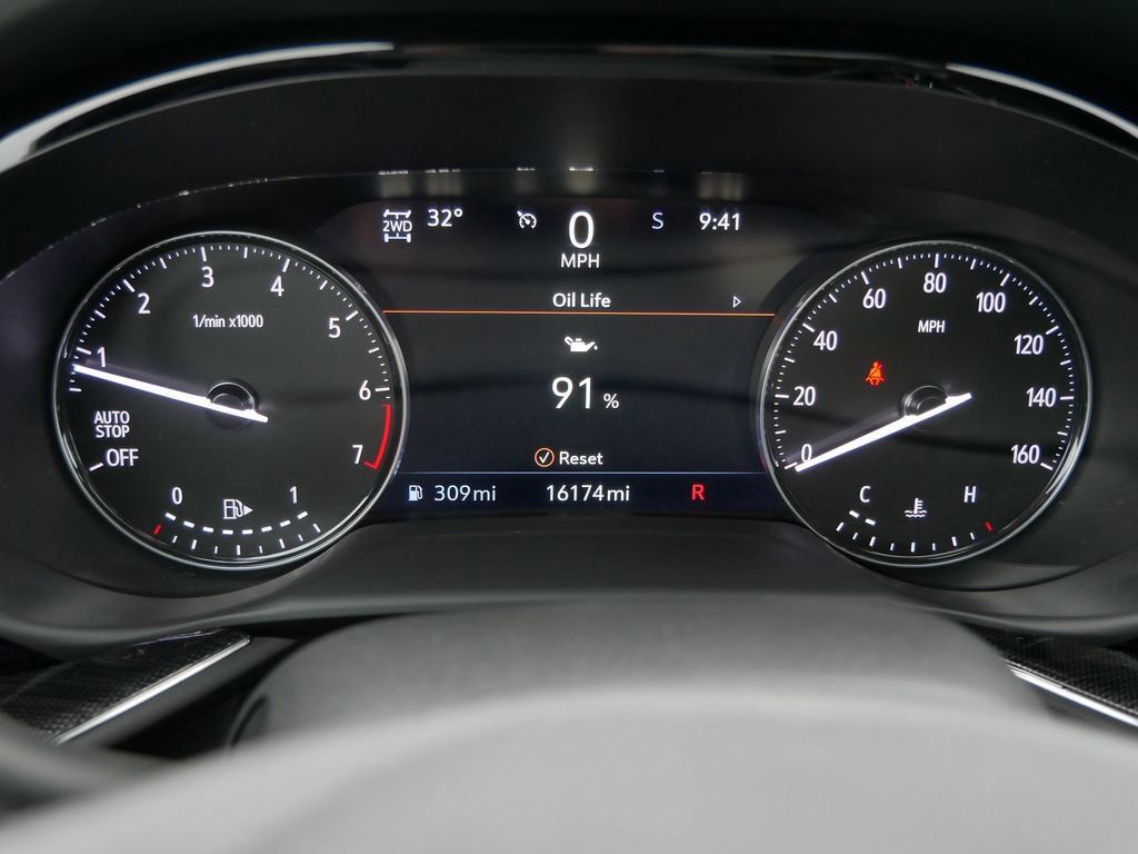 Used 2023 Buick Envision Essence w/ Sport Touring Package image 28