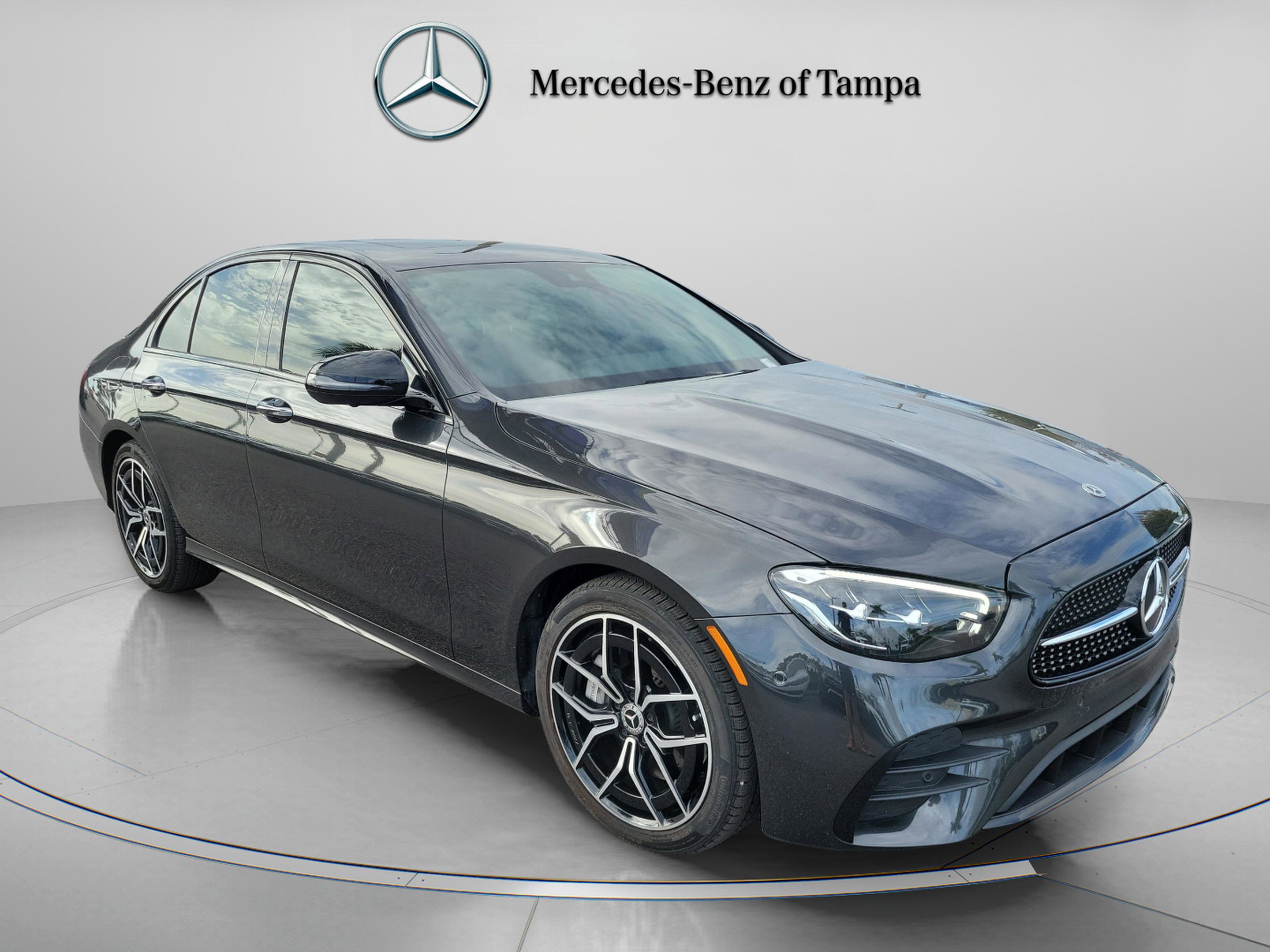 Certified 2022 Mercedes-Benz E 350 Sedan image 4