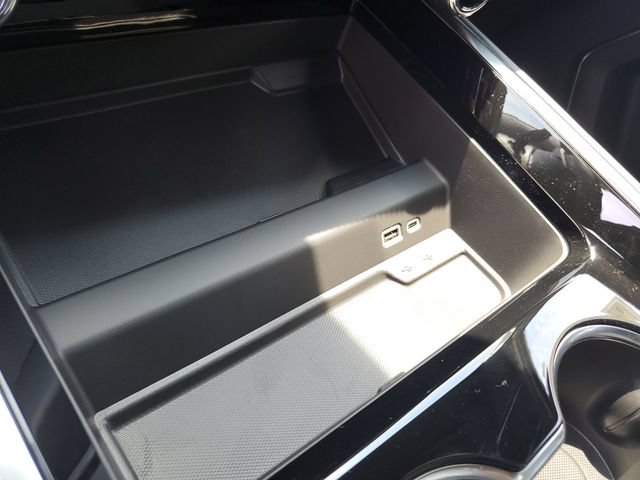 New 2026 Chevrolet Tahoe LS w/ LPO, Dark Essentials Package AWD/4WD image 28
