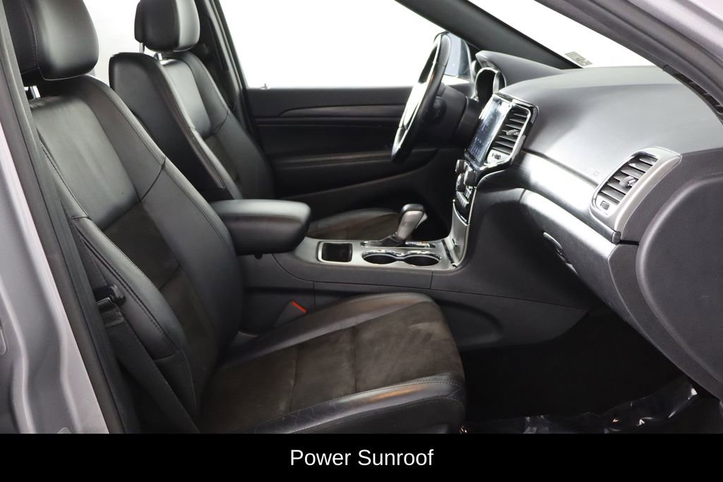 Used 2020 Jeep Grand Cherokee Altitude AWD/4WD image 18