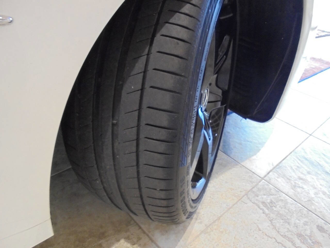 Used 2017 Mercedes-Benz SL 550 image 32