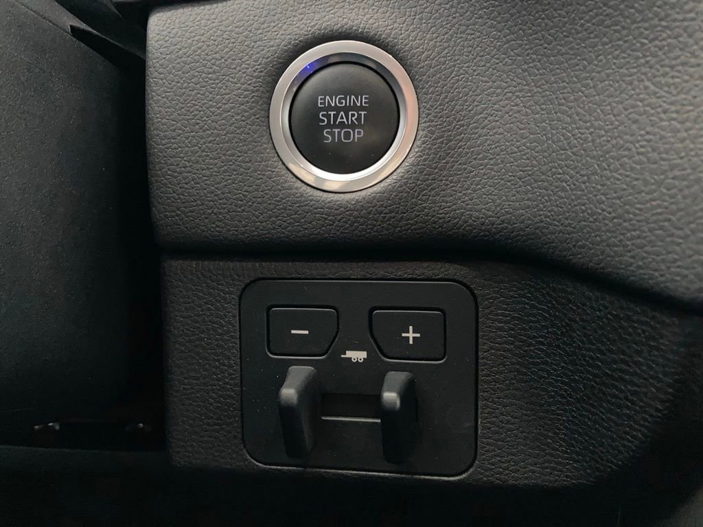 Used 2023 Toyota Tundra Limited RWD image 19