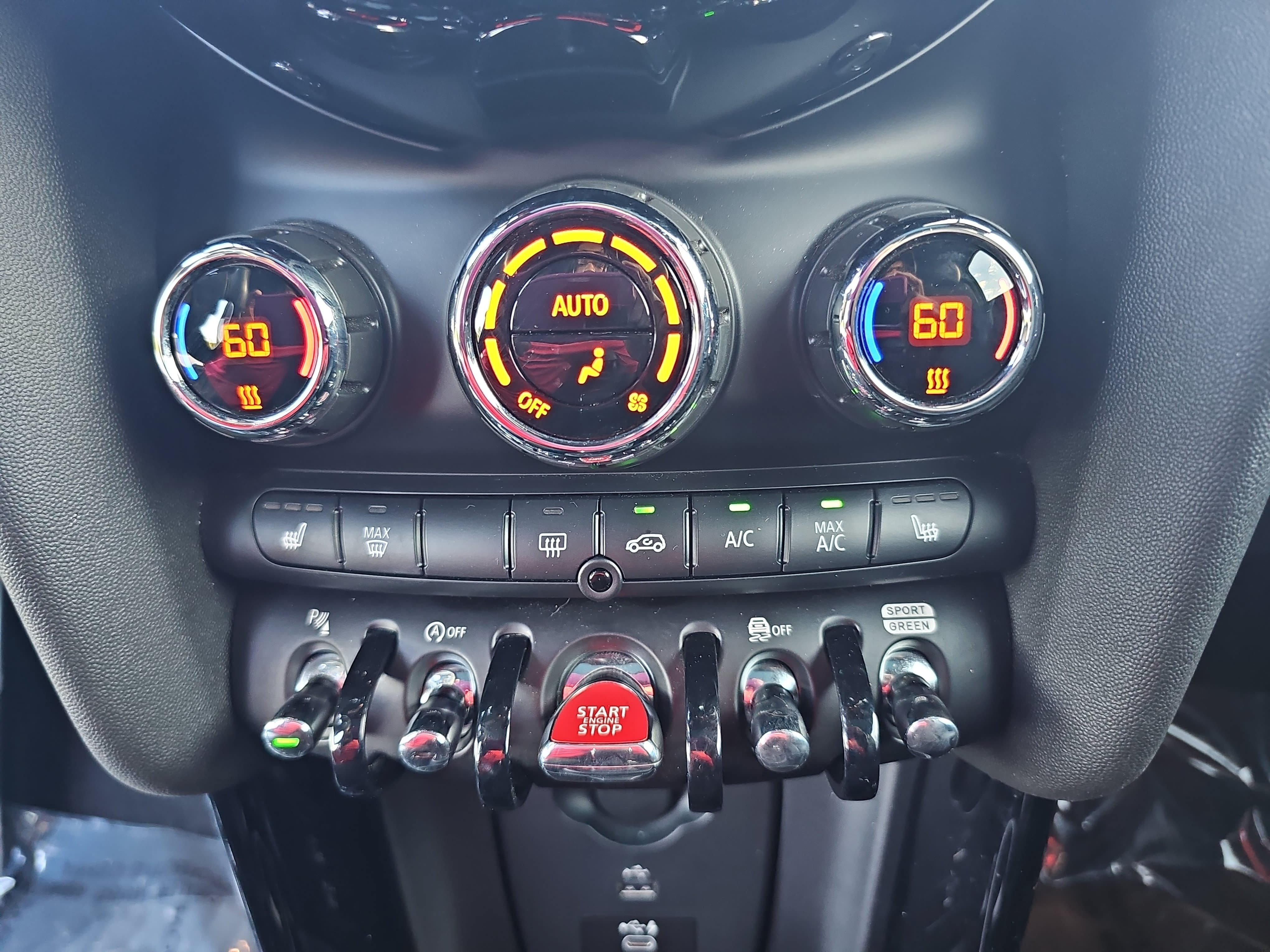 Used 2022 MINI Cooper John Cooper Works w/ Driver Assistance Package FWD image 20