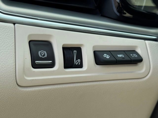 New 2025 Cadillac XT5 Premium Luxury w/ Technology Package FWD image 22