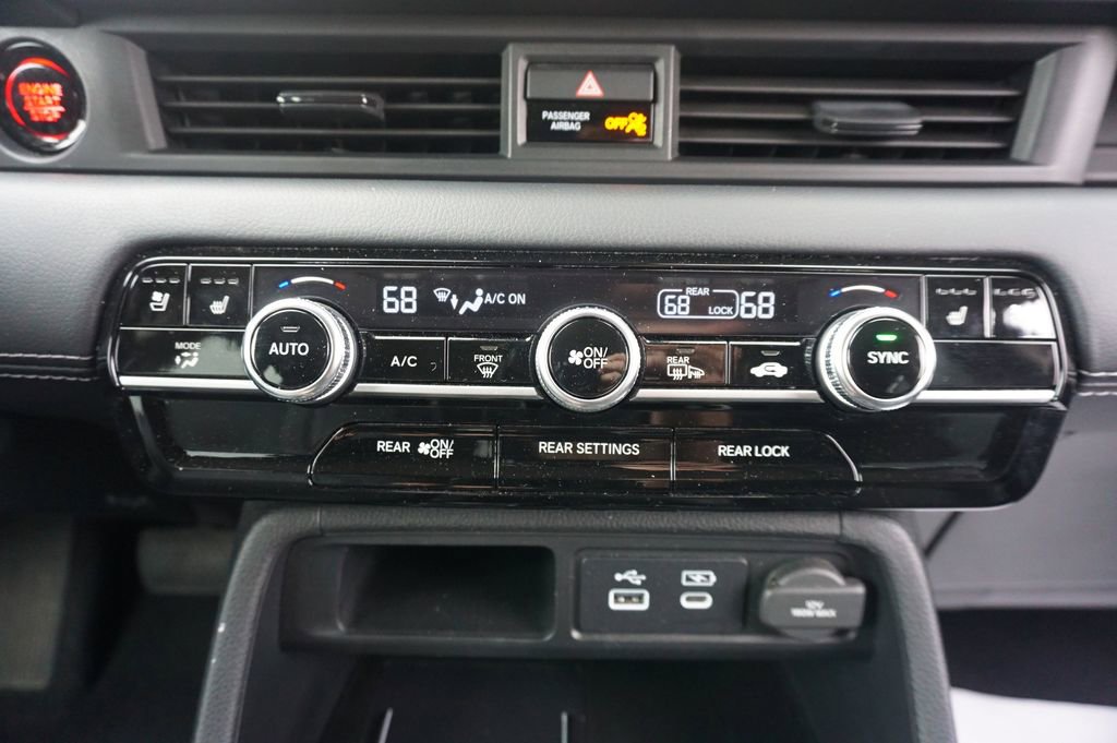 Used 2024 Honda Pilot Elite image 11