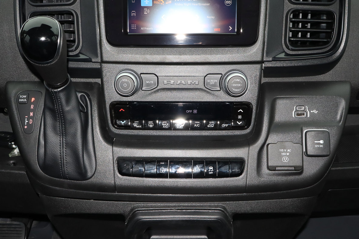New 2026 RAM ProMaster 2500 w/ Convenience Group image 21