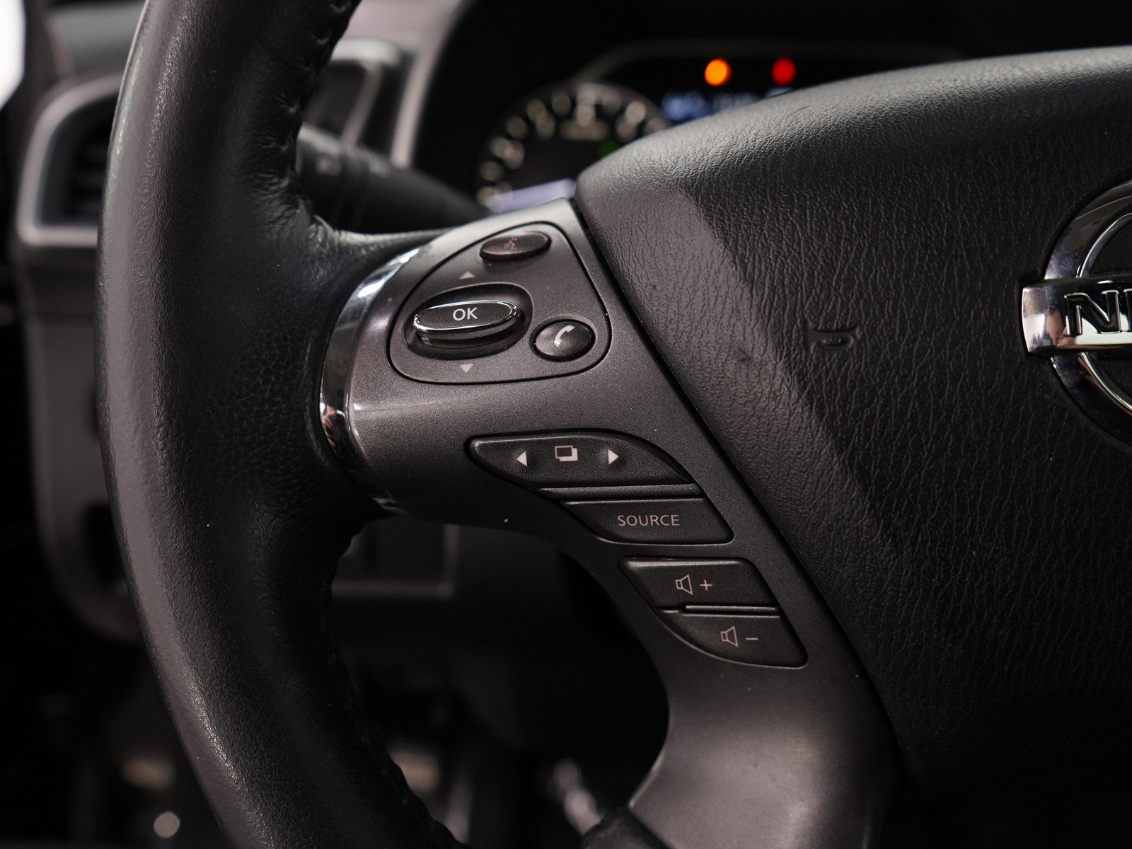 Used 2020 Nissan Murano SL image 29