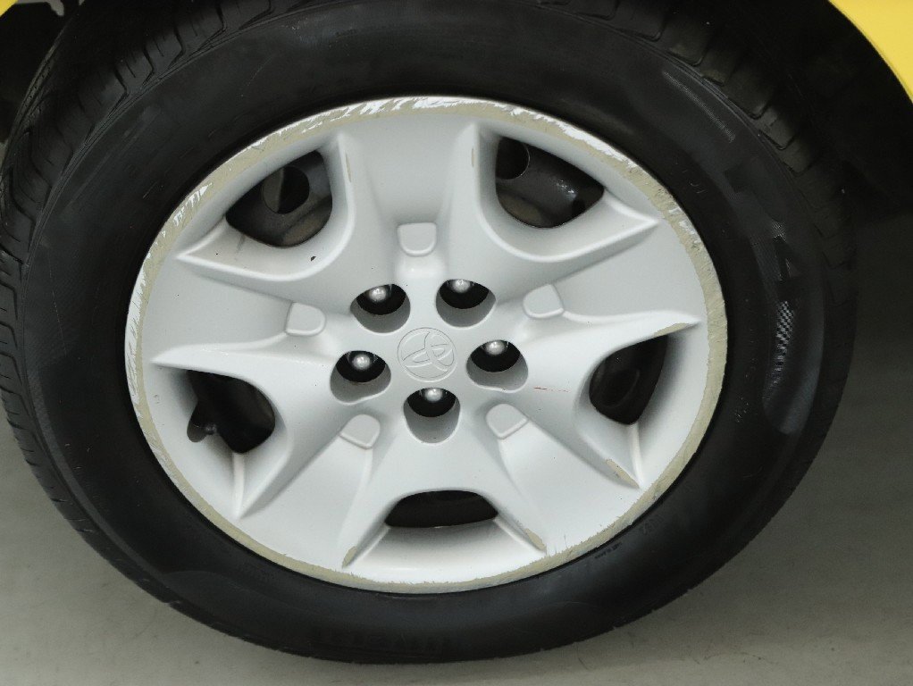 Used 2003 Toyota Celica GT image 35