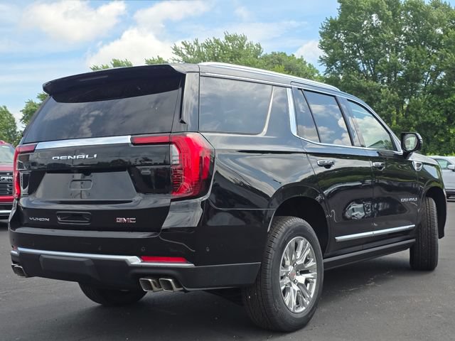 New 2026 GMC Yukon Denali w/ Sun & Power Step Package AWD/4WD image 17