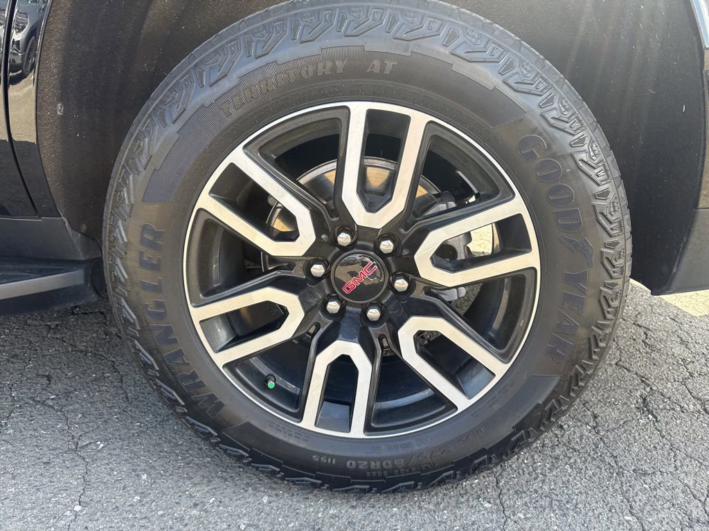 Certified 2023 GMC Yukon AT4 image 17