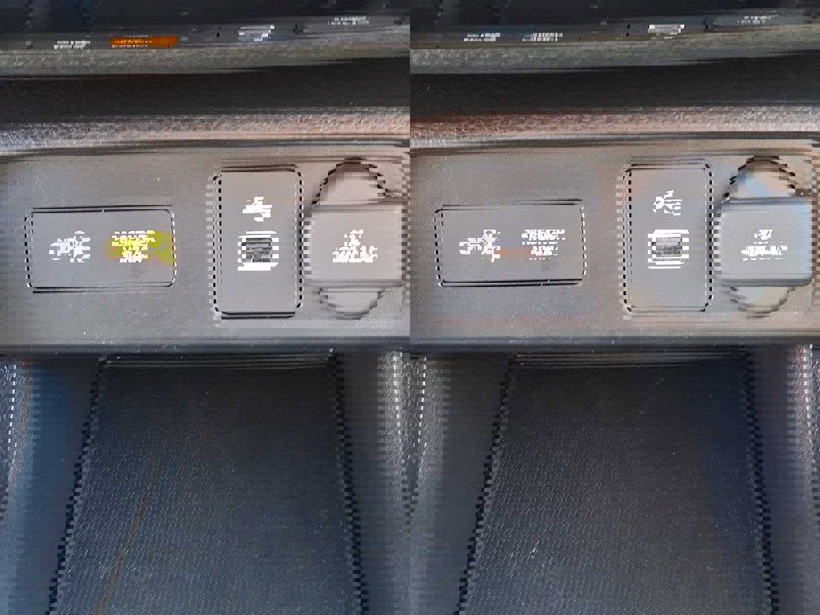 Used 2023 Honda Civic Sport image 25