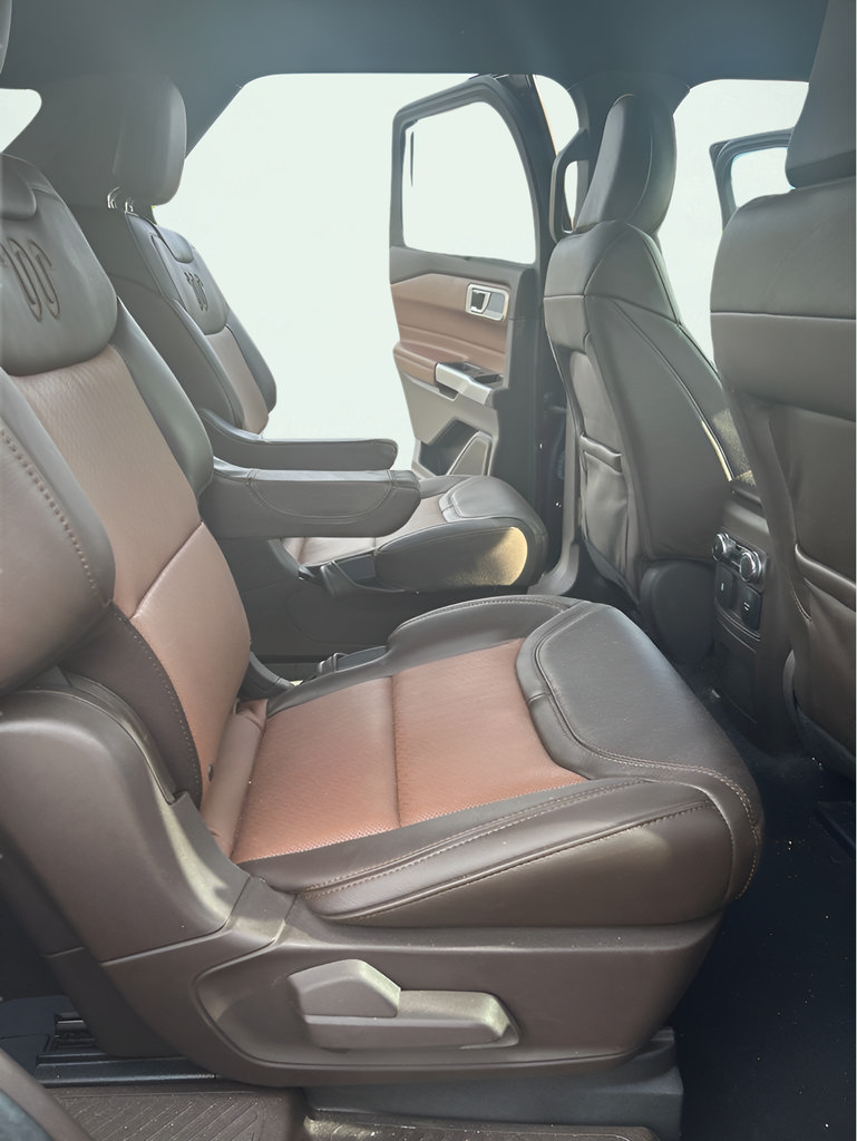 Used 2023 Ford Explorer King Ranch AWD/4WD image 20