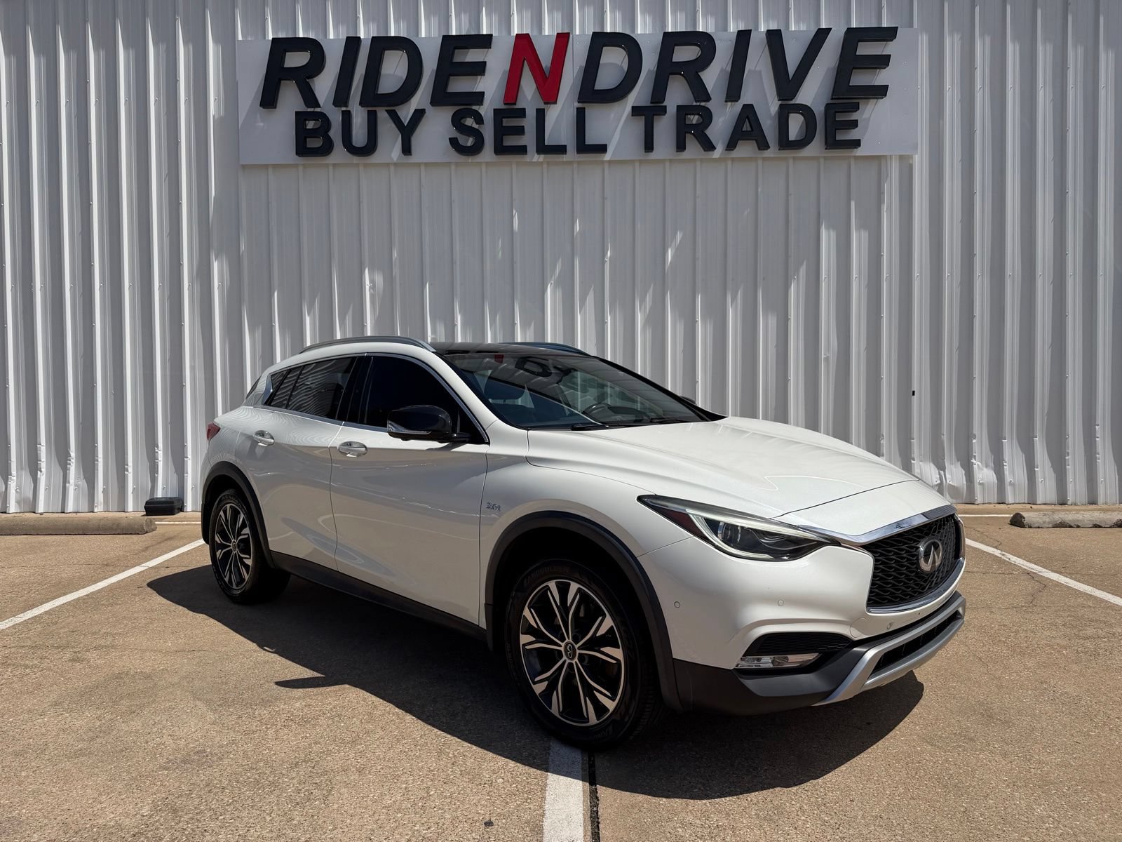 Used 2019 INFINITI QX30 AWD w/ Proassist Package image 8