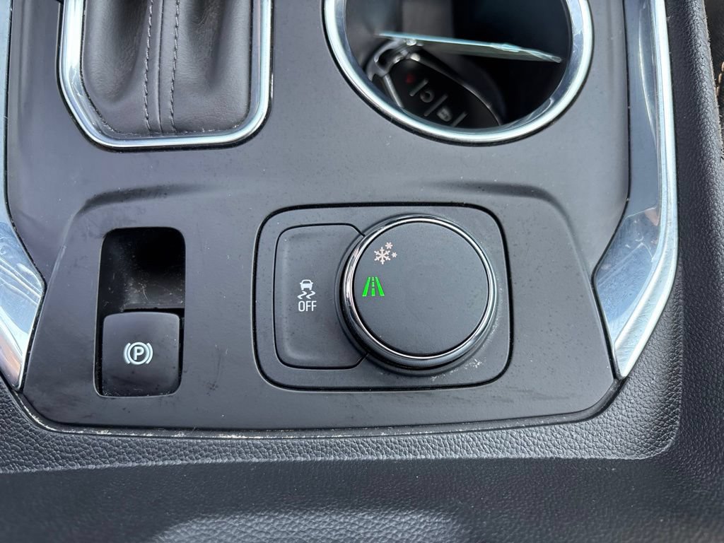 Used 2018 Chevrolet Traverse LS w/ LPO, Floor Liner Package FWD image 30