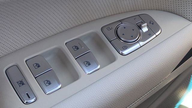 New 2026 Genesis G70 2.5T Prestige image 19