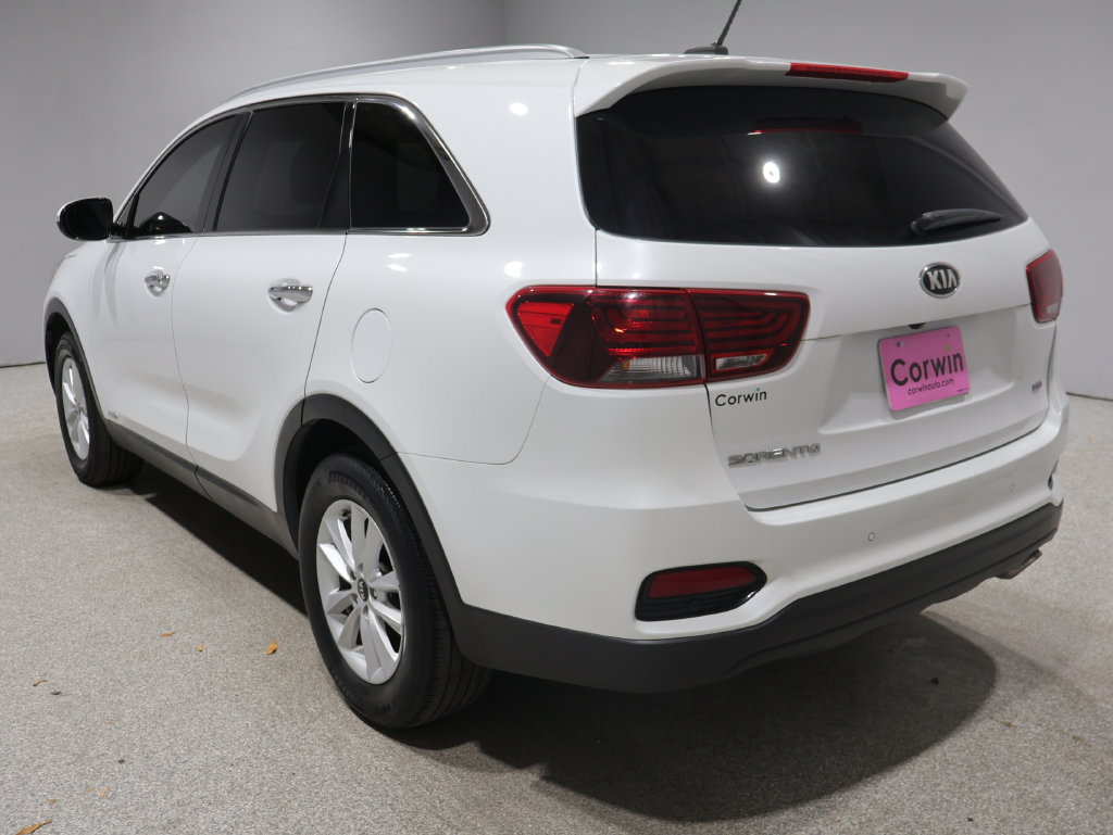 Used 2020 Kia Sorento LX w/ LX I4 Convenience Package AWD/4WD image 5