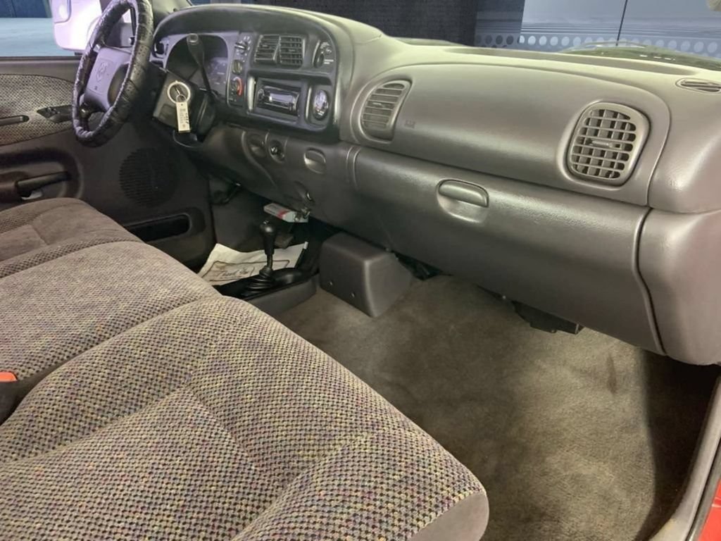 Used 2000 Dodge Ram 2500 Truck 4x4 Quad Cab image 12