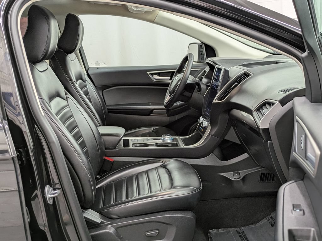 Used 2024 Ford Edge SEL AWD/4WD image 27