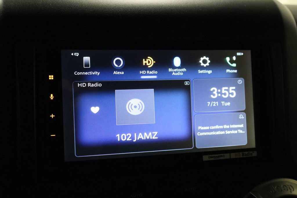 Used 2012 Jeep Wrangler Unlimited Sahara w/ Max Tow Pkg AWD/4WD image 30
