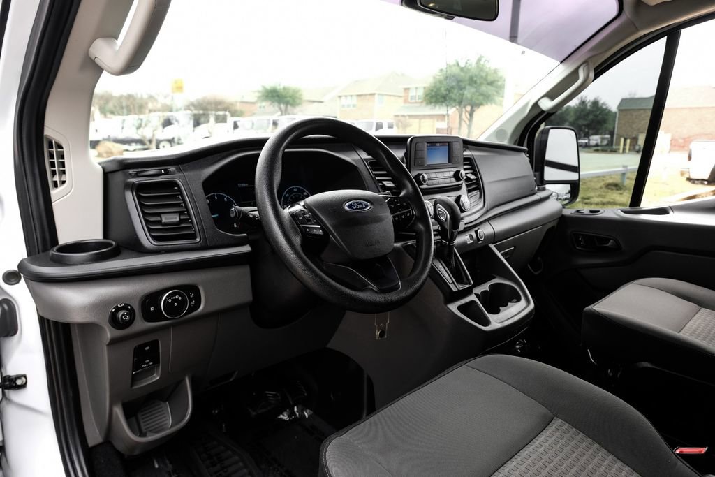 Used 2021 Ford Transit 350 XLT image 2