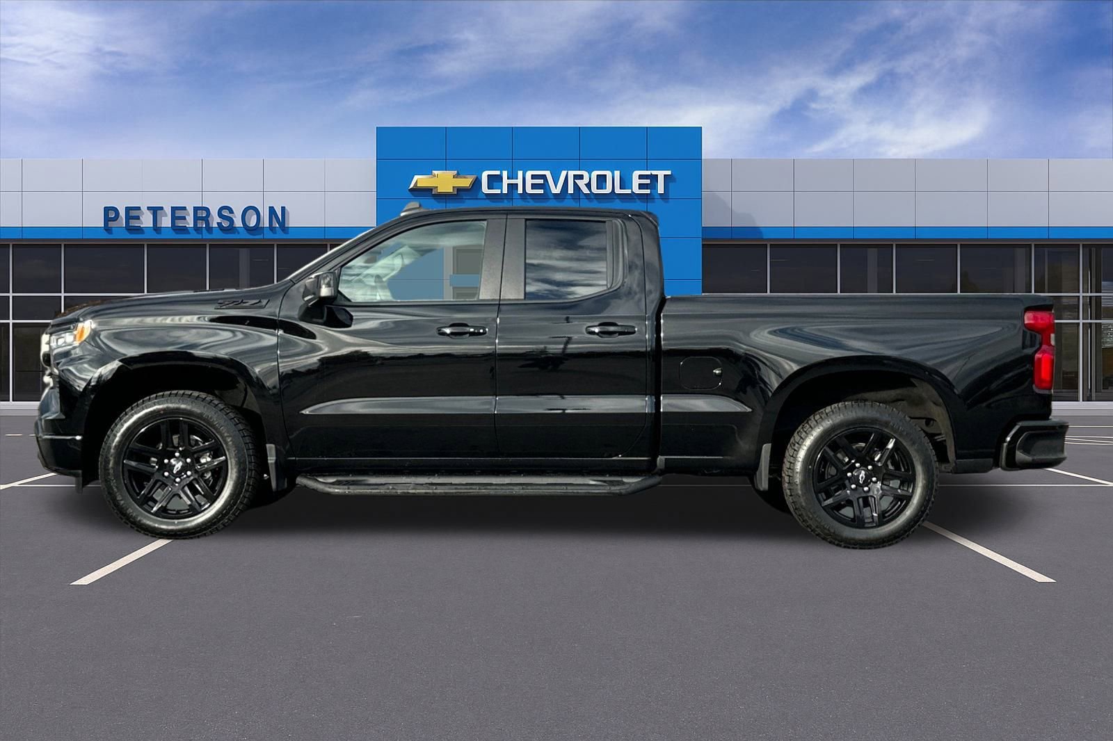 Used 2024 Chevrolet Silverado 1500 RST image 7