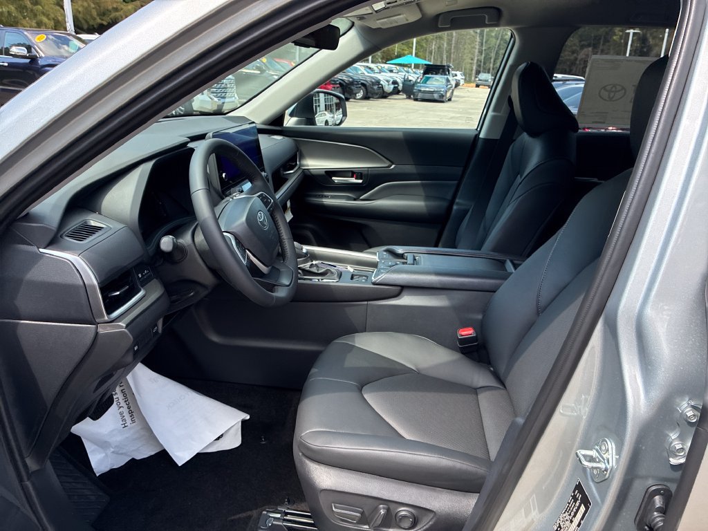 New 2026 Toyota Grand Highlander AWD image 15