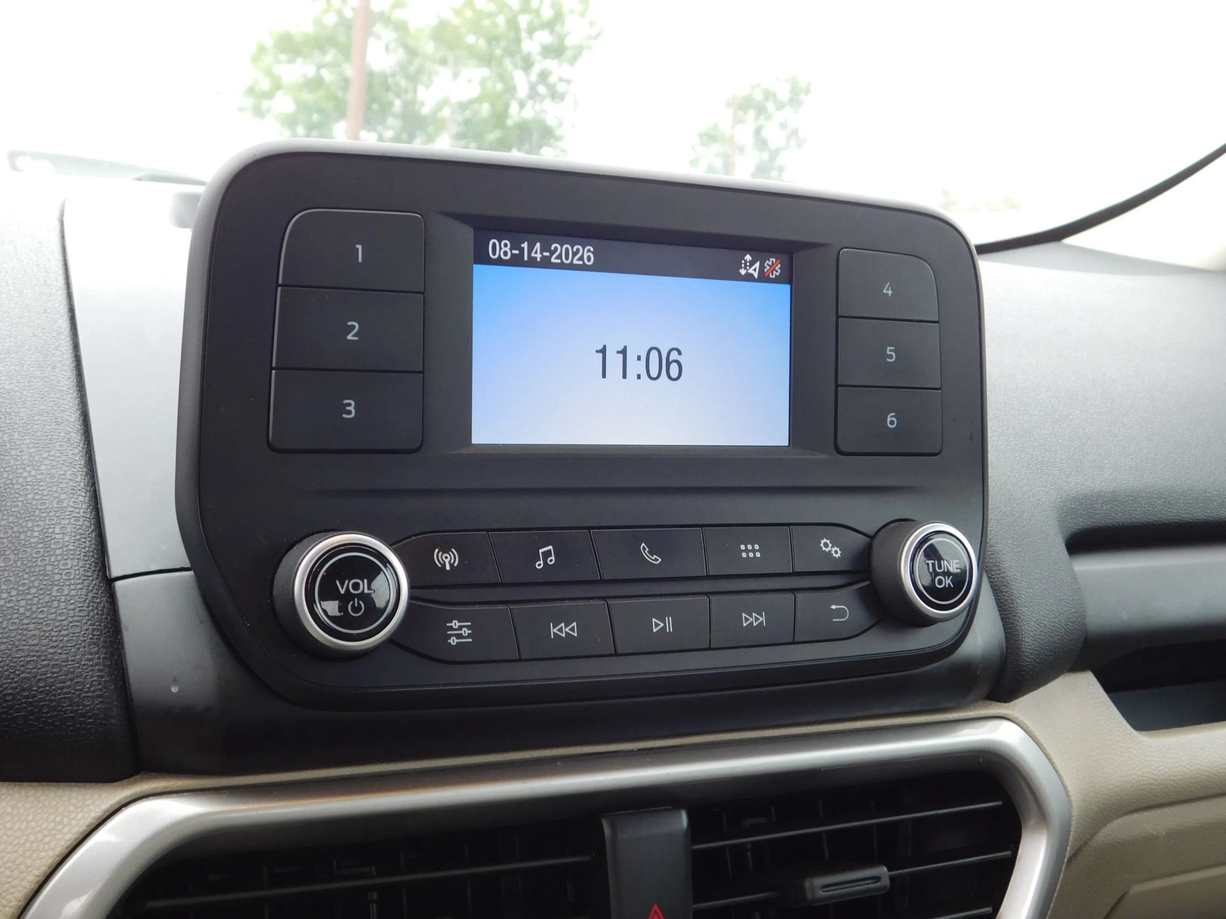 Used 2022 Ford EcoSport S AWD/4WD image 17